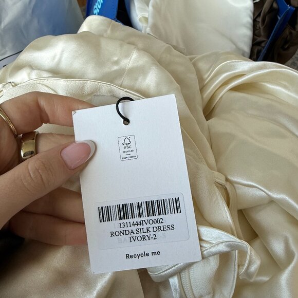 NWT Reformation Ronda Maxi Silk Dress Sz 2 Ivory One Shoulder Low Cowl Neck - Picture 3 of 10